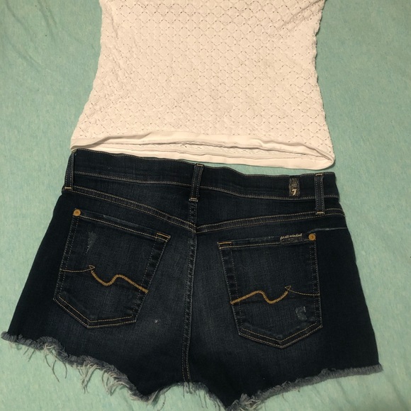 7 FOR ALL MANKIND cutoff dark wash denim shorts - Picture 2 of 2